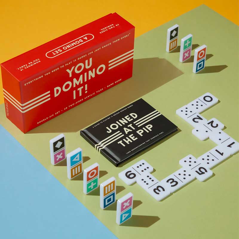 Fun game set for 25 different domino games