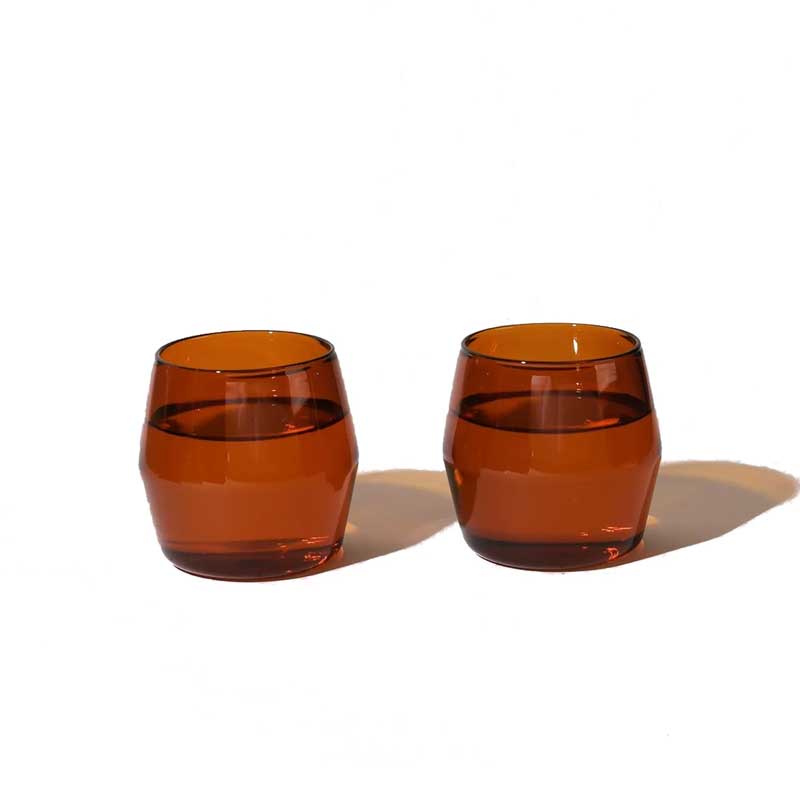 Set of two drinking glasses with a mid-century modern design