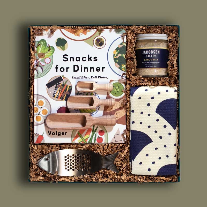 Ultimate food lover’s gift box with a cookbook, garlic press, set of wooden scoops and more